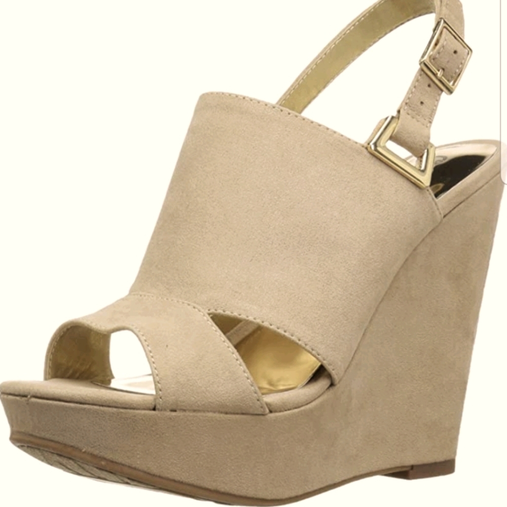 NWT SAND BEIGE WEDGE SANDALS